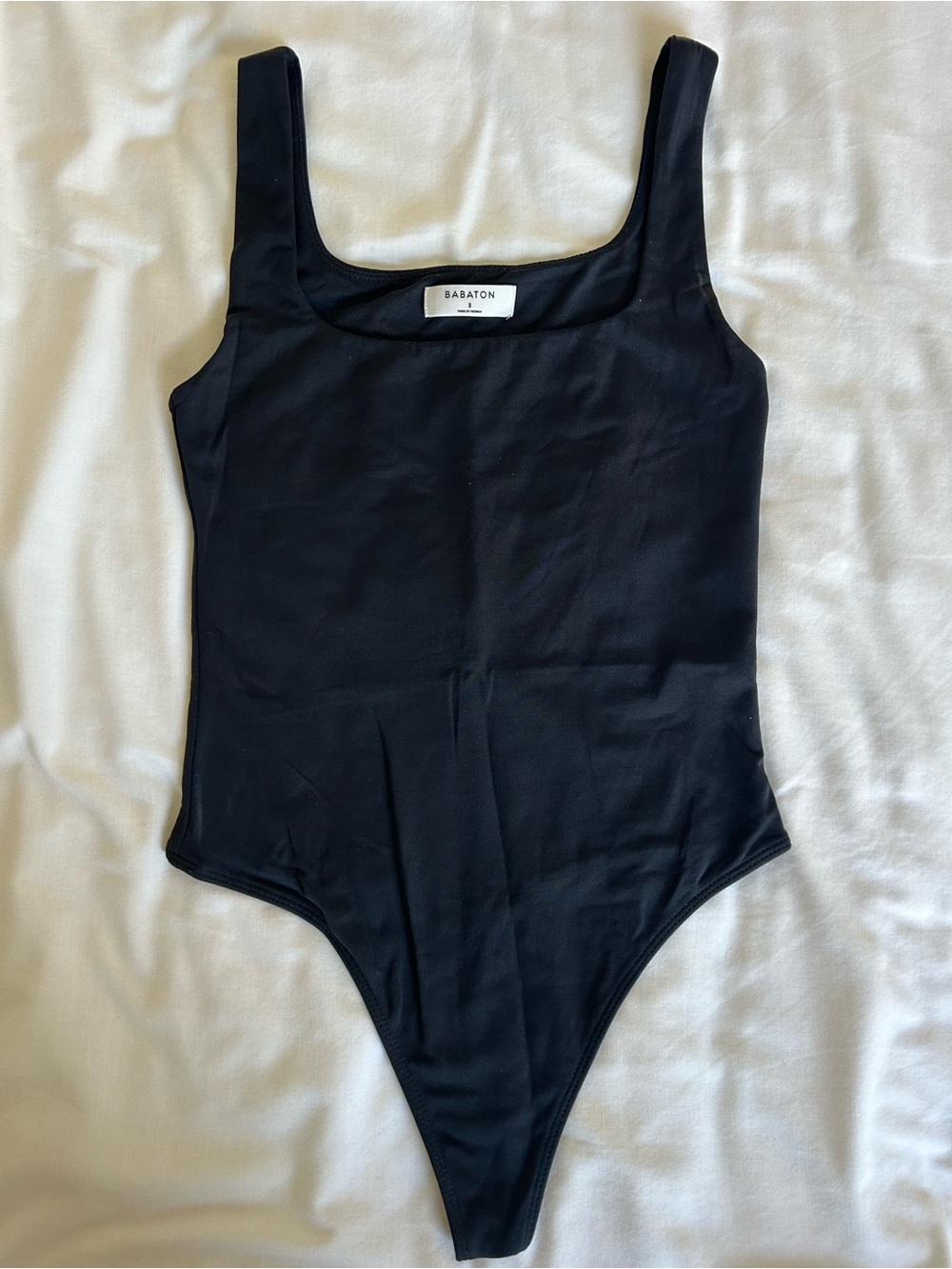 Aritzia squareneck contour bodysuit